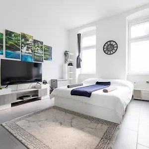 Modern In Apartment Wien